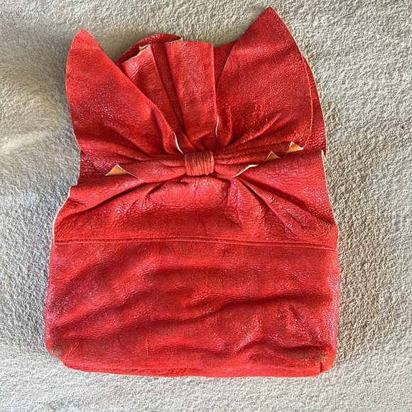 Susan Farber Collection Orange-Red Metallic Envelope Bag Crossbody Leather - Picture 3 of 9